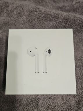 Apple White Wireless Airpods 2nd Gen. without Charging Case